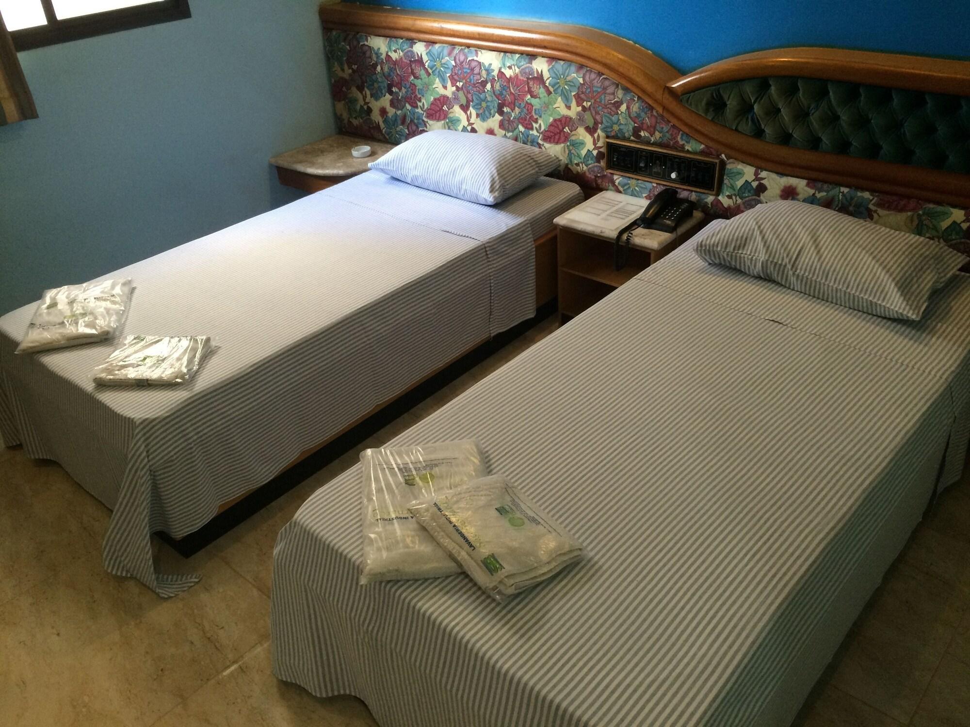 Saville Hotel Сао Паоло Екстериор снимка